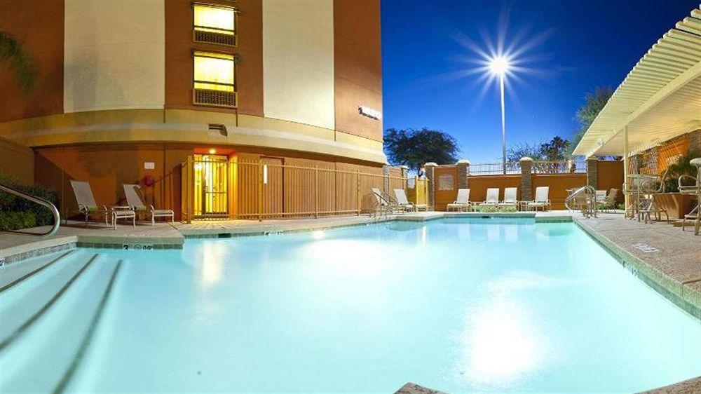 Holiday Inn Express Hotel & Suites Tempe By Ihg Exterior foto